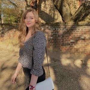 Meet your Posher, Emma